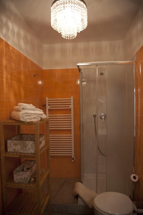 Sunshine House Bed & Breakfast คาตาเนีย ภายนอก รูปภาพ